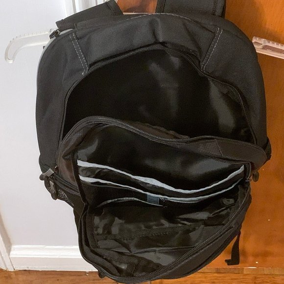 Gemline Black Backpack with Embroidered Onyx Graphics Logo New Without Tags - Picture 3 of 4